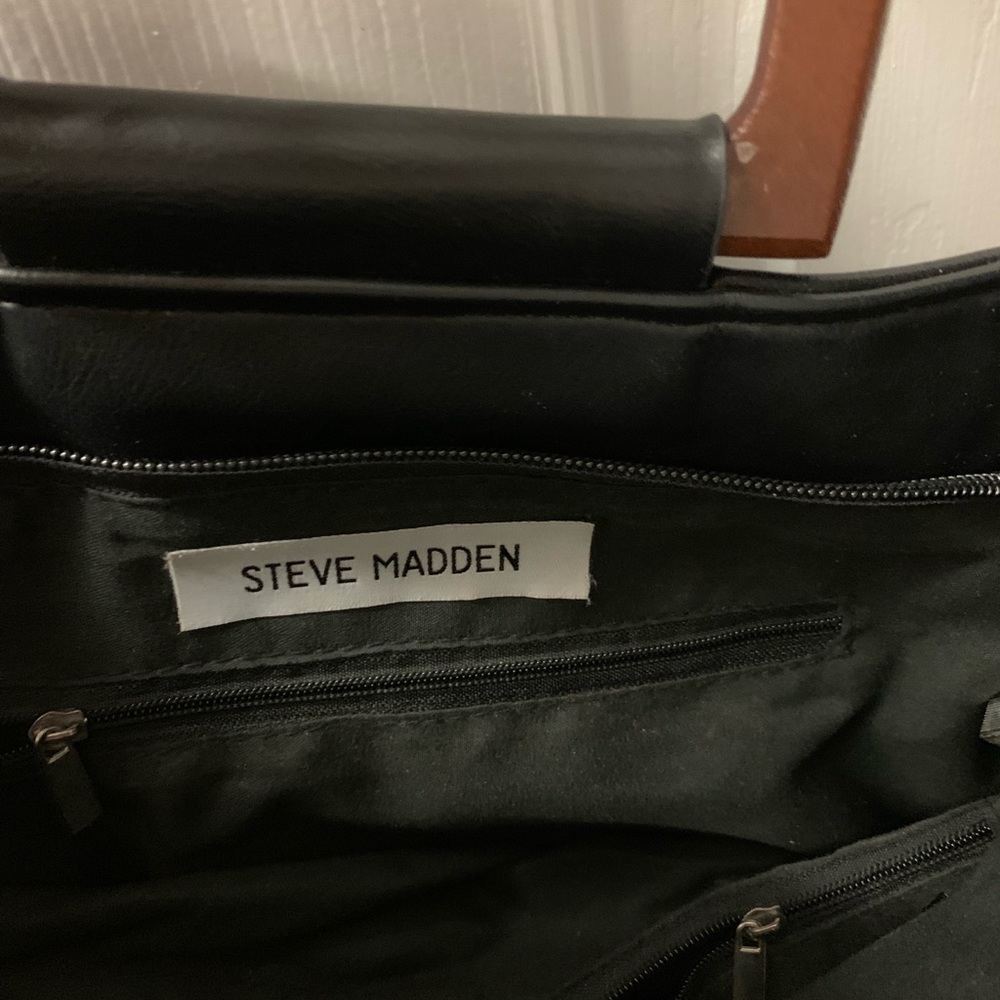 Nice  purse - Picture 4 of 5